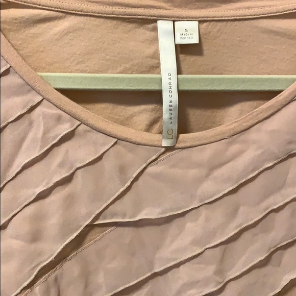 Blouse - Picture 2 of 3